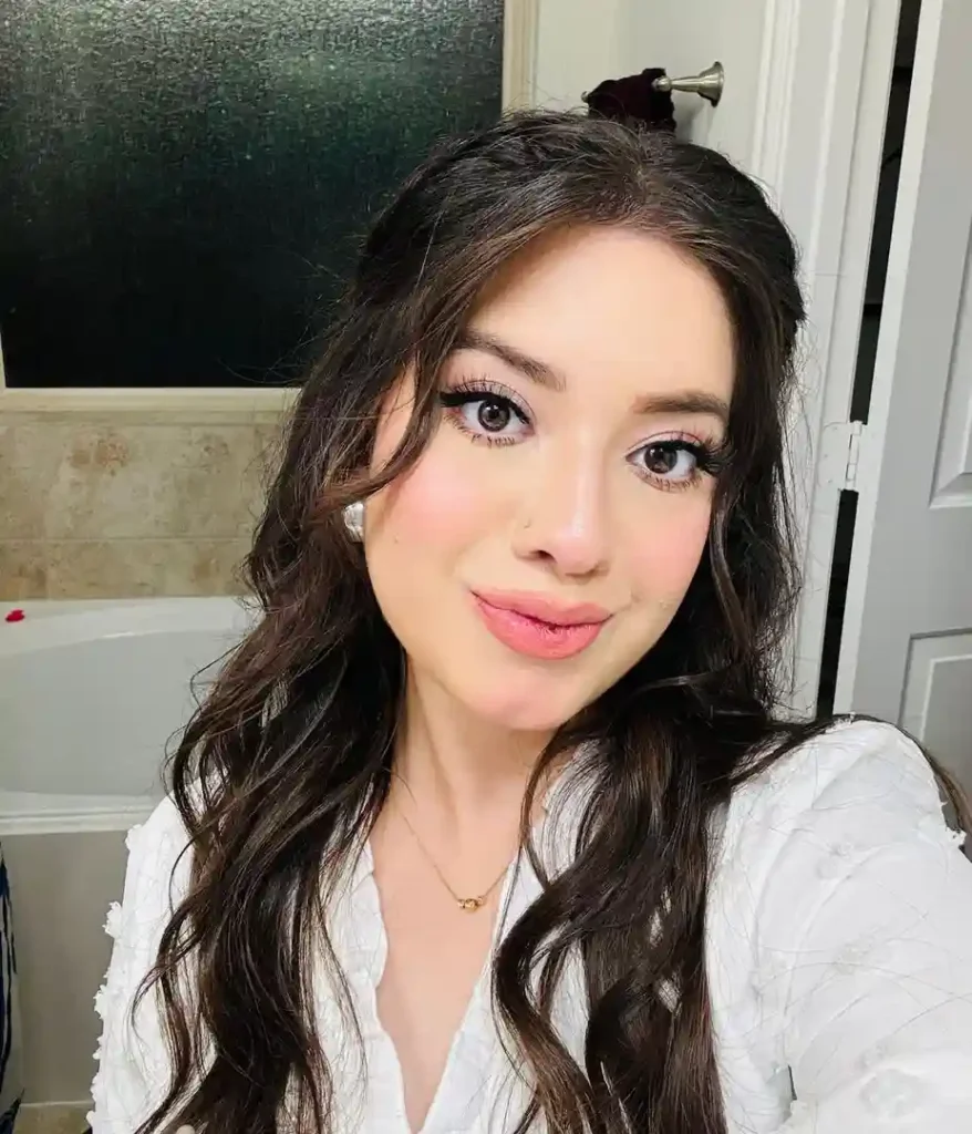 Arisha Razi Khan Lovely Pictures With Your Husband