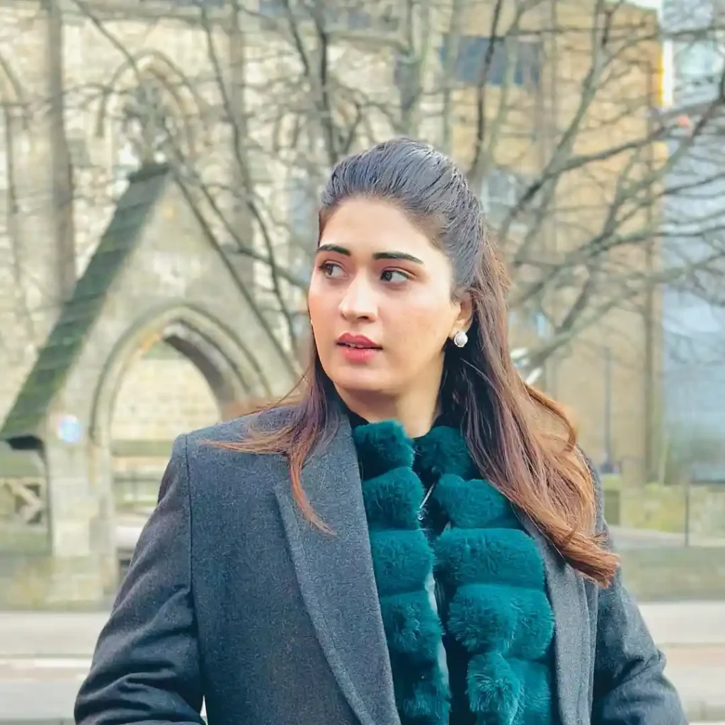 Aroosa Iqrar & Iqrar Ul Hassan's Latest Pictures From The UK