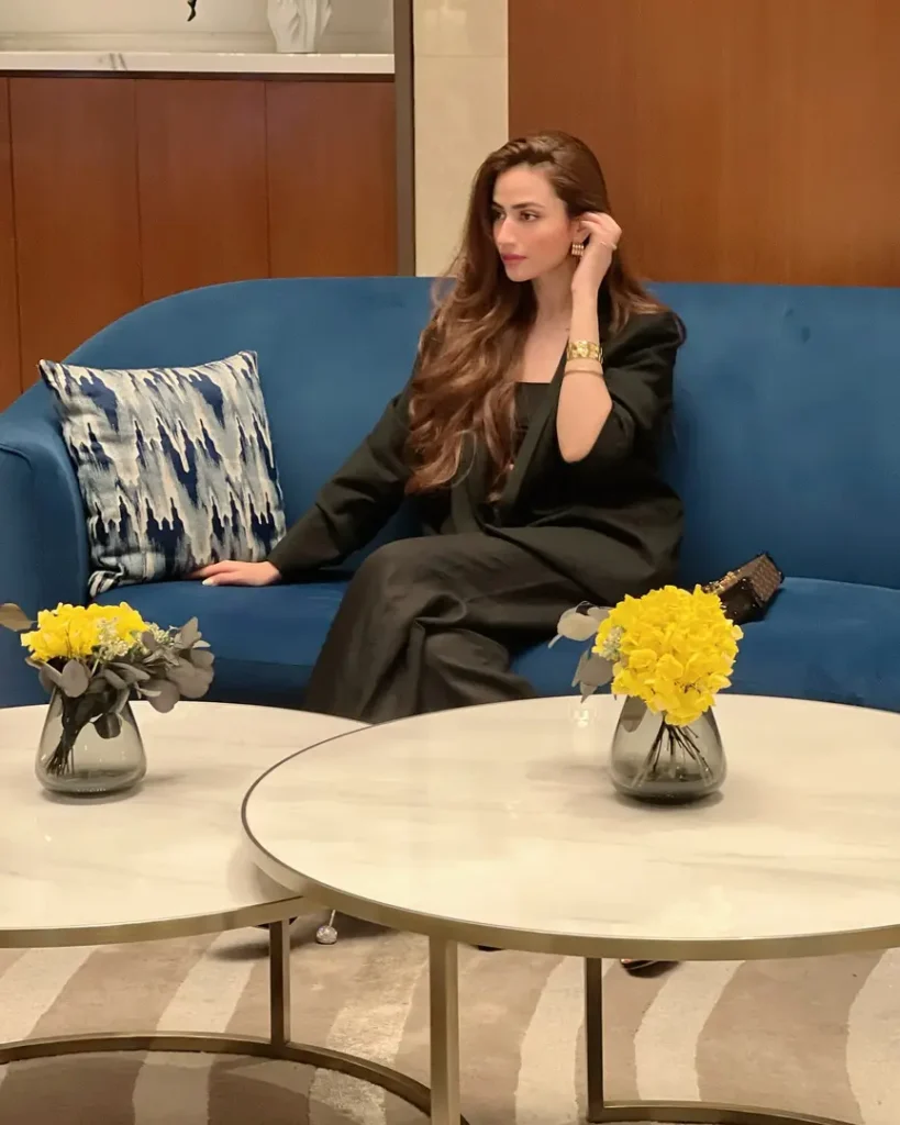 Fans Are Criticizing Sana Javed's Recent Pictures