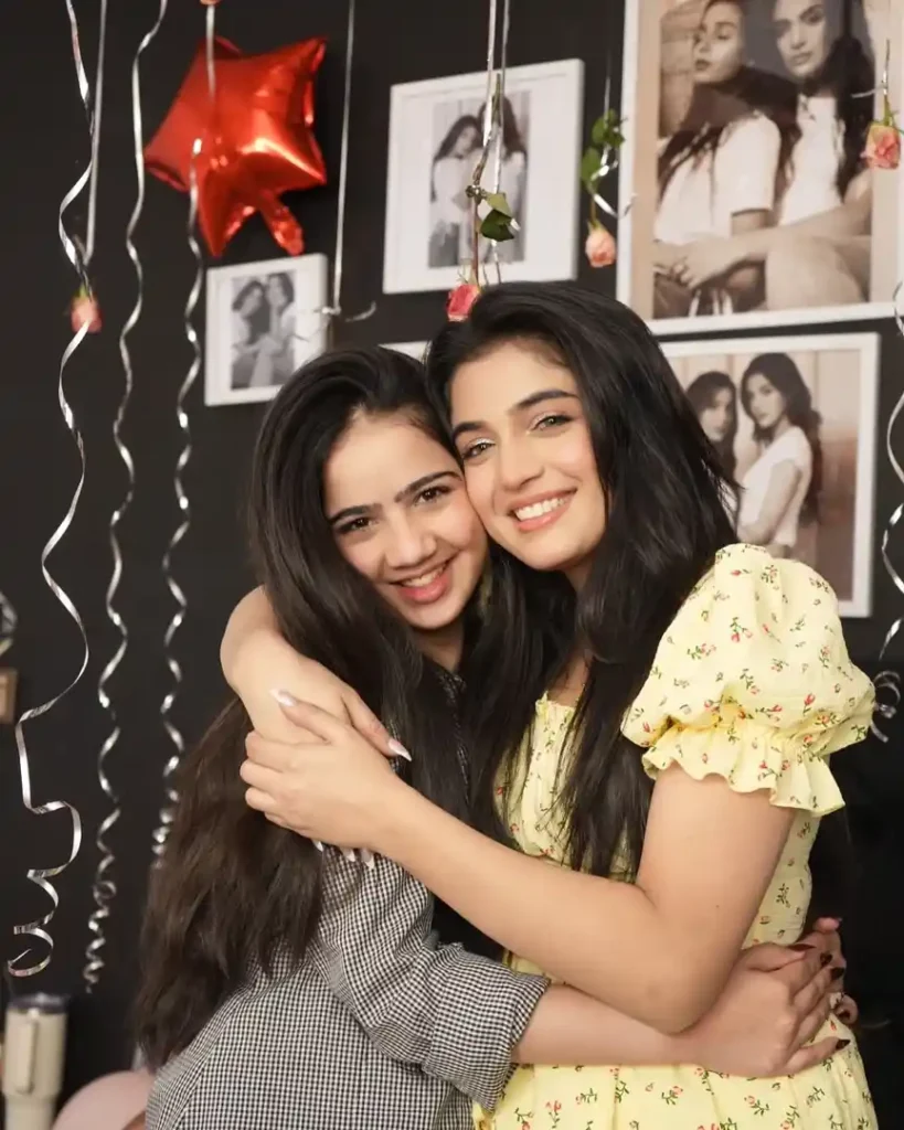 Laiba Khan & Her Sister Emaan Khan Celebrate Her Birthday