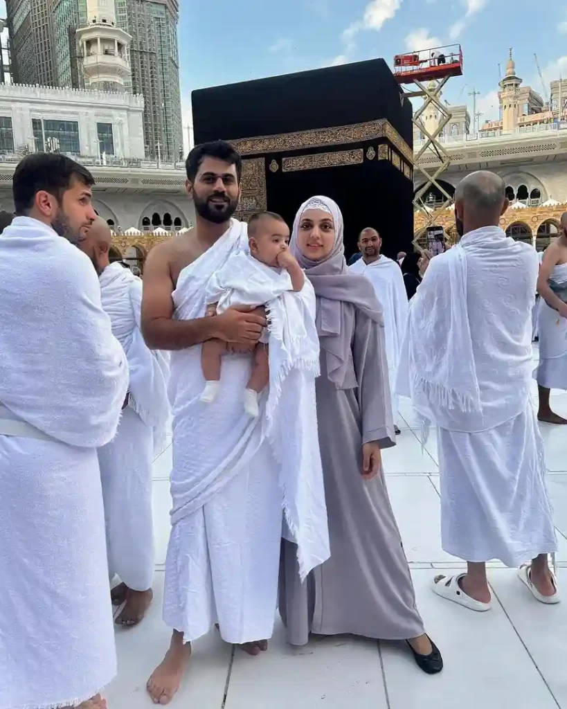 Maryam Noor Does The Umrah With Her Husband And Infant
