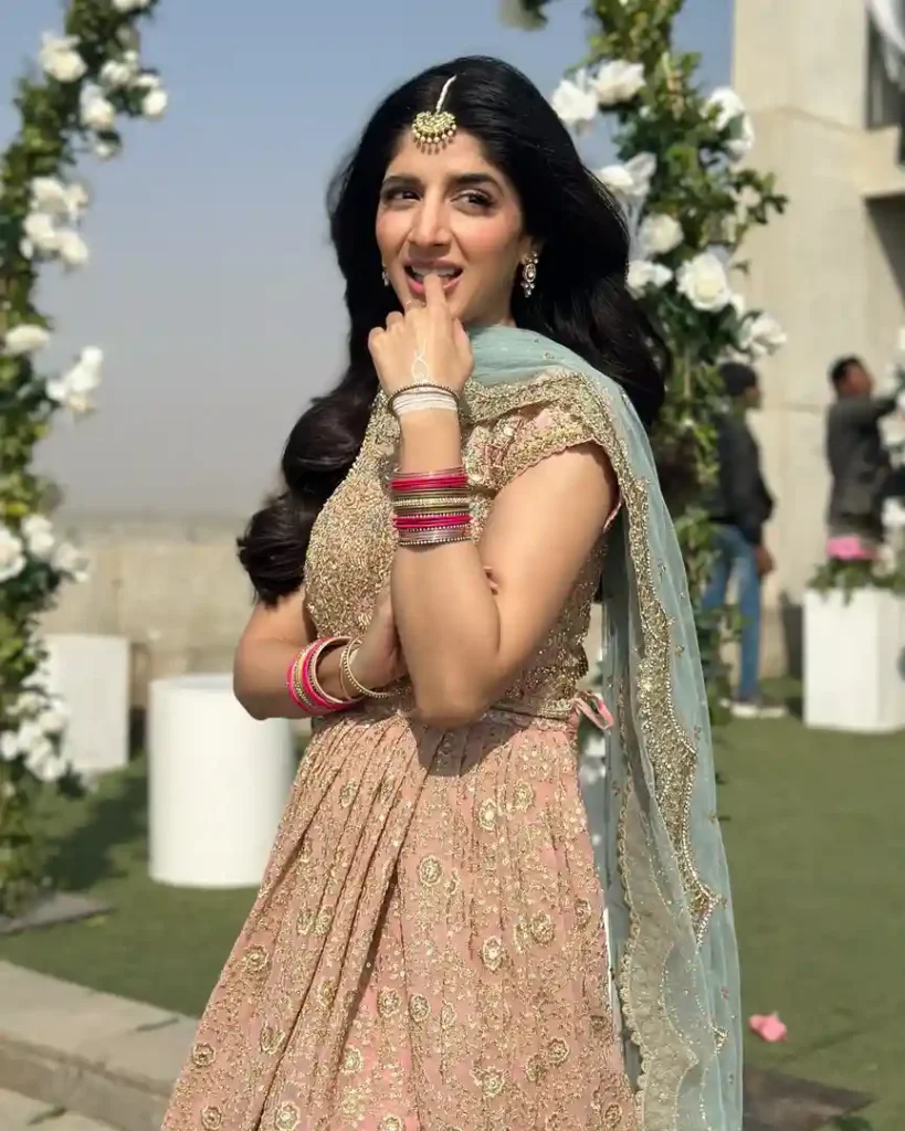 Mawra Hocane Posts Bts Pictures With Zaviyar Nauman Ijaz & Ameer Gillani