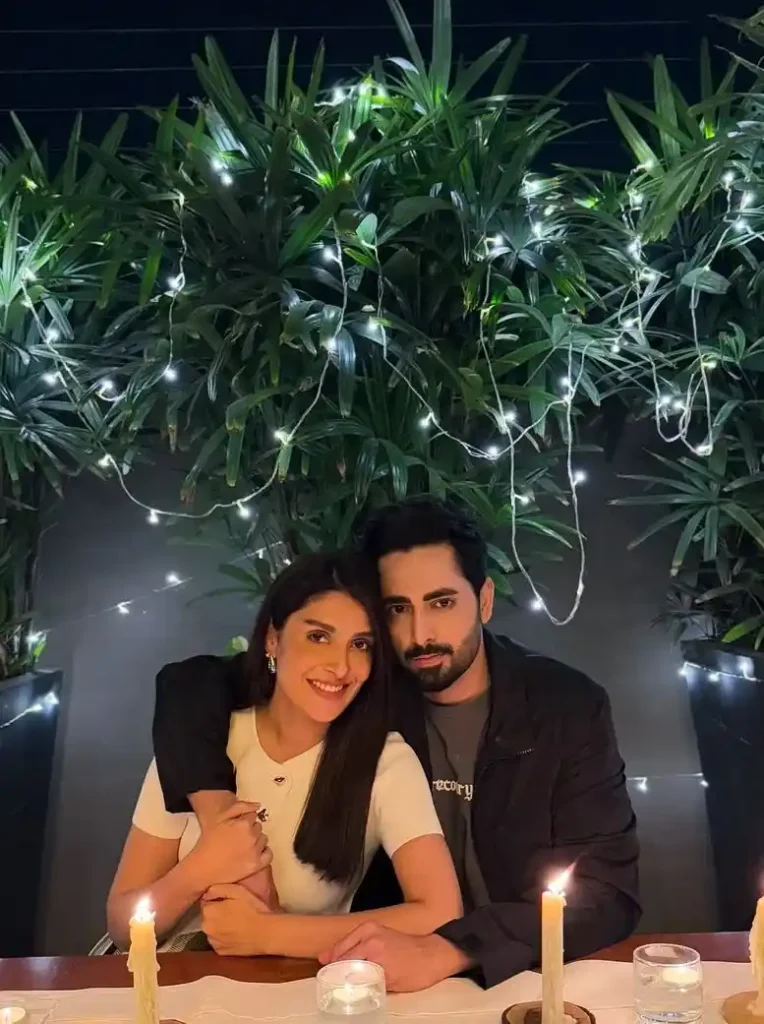 Mother's Birthday Is Celebrated By Ayeza Khan & Her Family