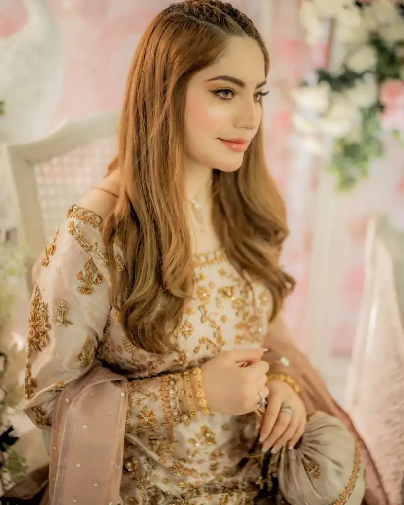 Neelam Muneer Posts Pictures From Her Dua E Khair
