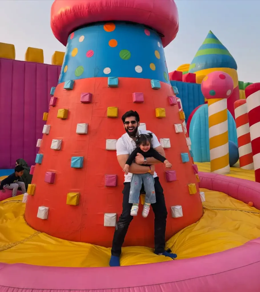 Pictures Of Aiman Khan With Her Jumbo Jump Daughters