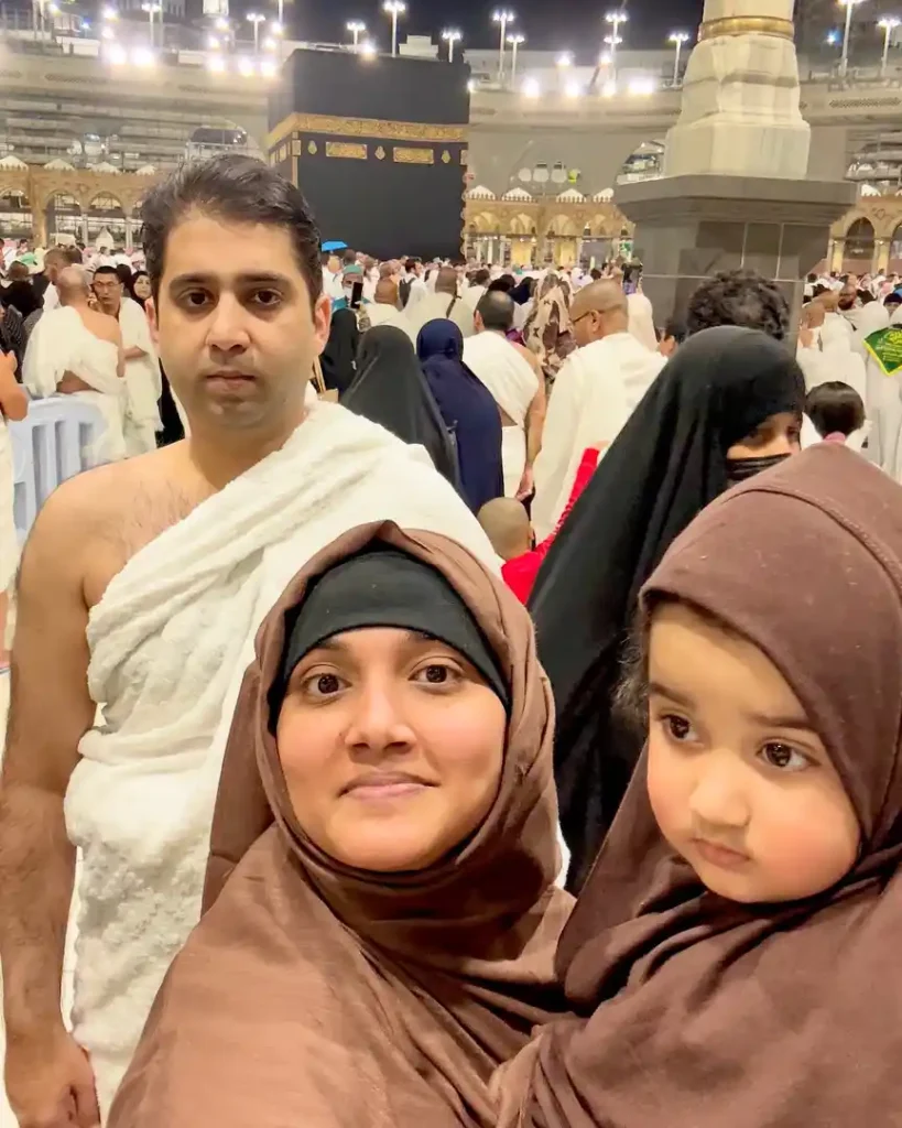 Pictures Of Kiran Tabeir From A Family Trip To Umrah