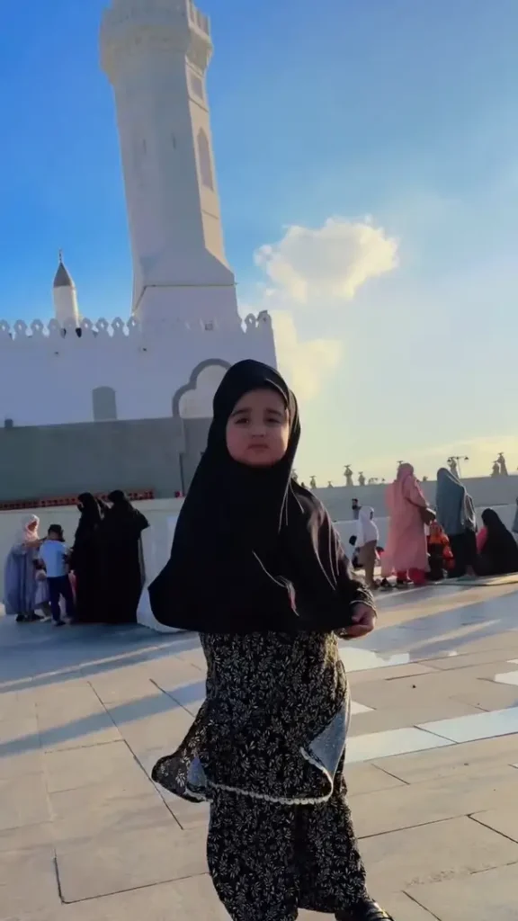 Pictures Of Kiran Tabeir From A Family Trip To Umrah