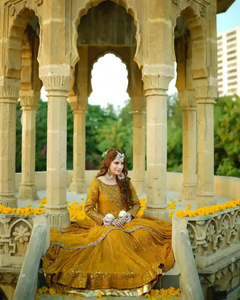 Pictures Of Neelam Muneer Mayon