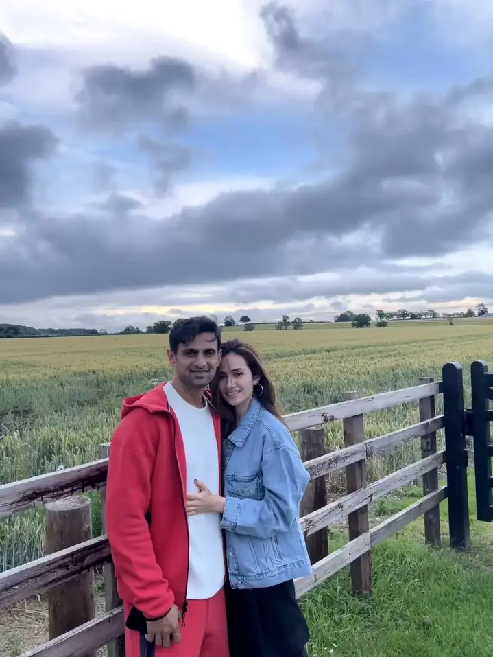 Sana Javed & Shoaib Malik Celebrate Their First Wedding Anniversary