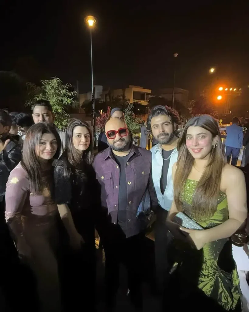 Together With RFAK & Kriti Sanon, Urwa Hocane & Farhan Saeed Celebrate The New Year