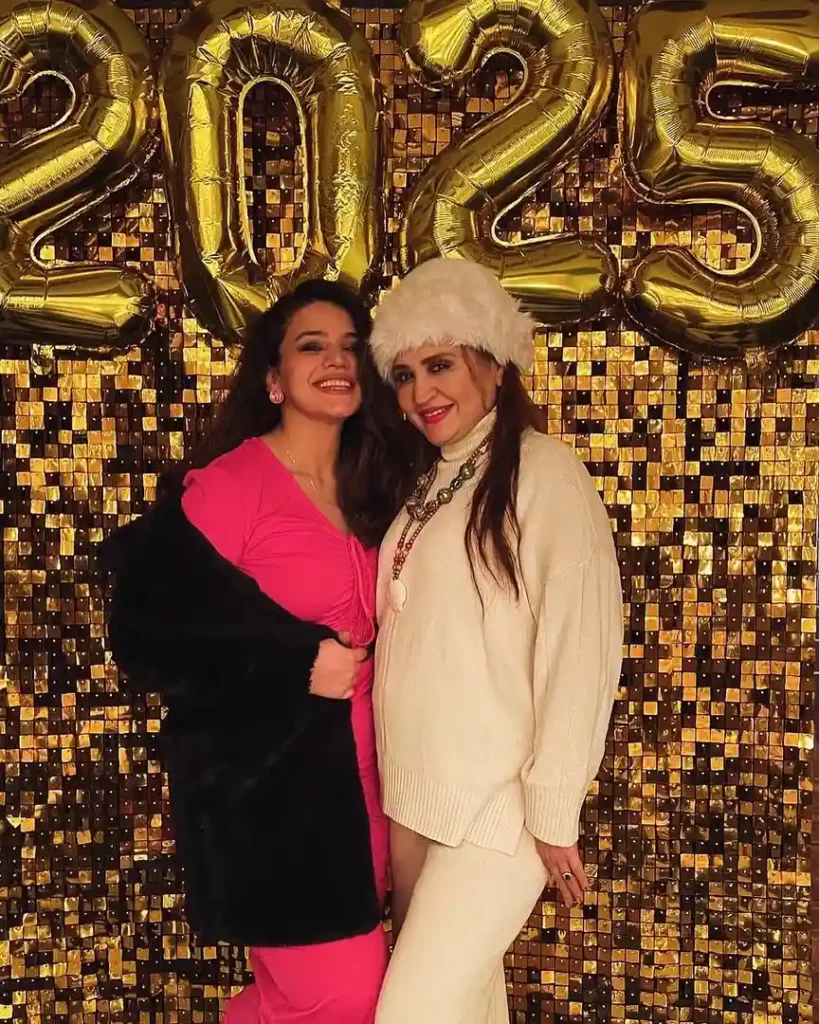 Zara Noor Abbas Celebrates The New Year With Friends & Family