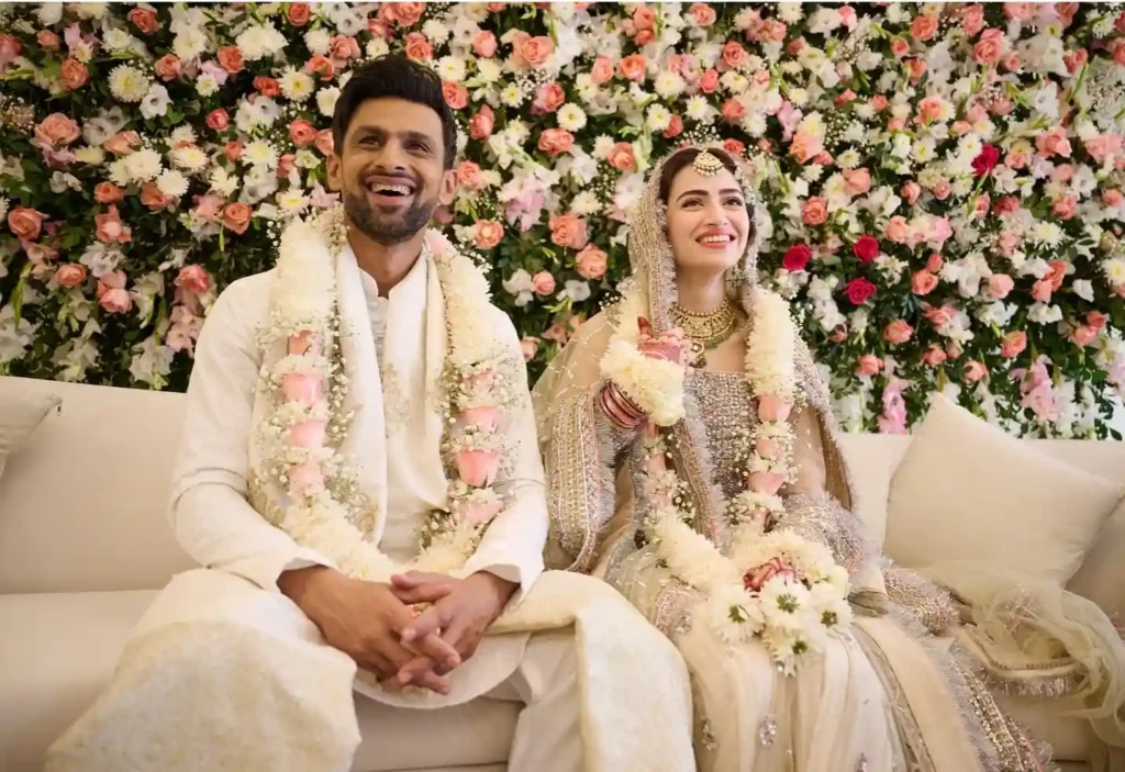 شعیب ملک اور ثنا جاوید نے شادی کی پہلی سالگرہ منائی
