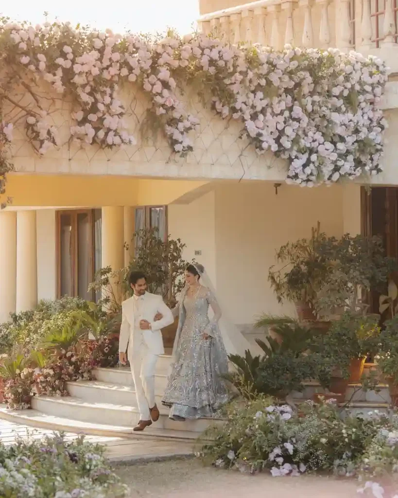 Ameer Gilani & Mawra Hocane's New Family Pictures from Walima