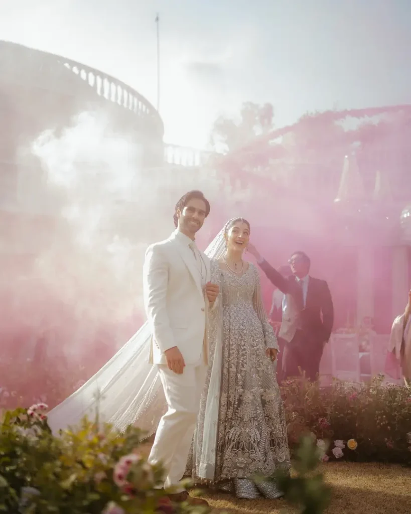 Ameer Gilani & Mawra Hocane's New Family Pictures from Walima