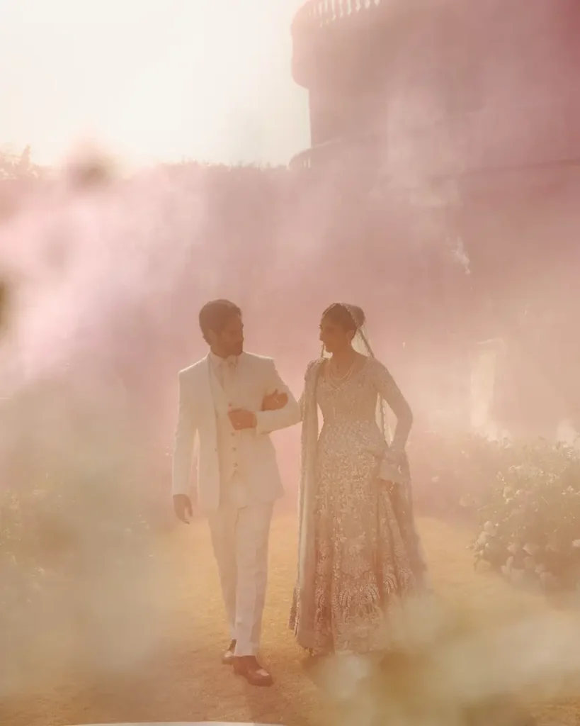 Ameer Gilani & Mawra Hocane's New Family Pictures from Walima