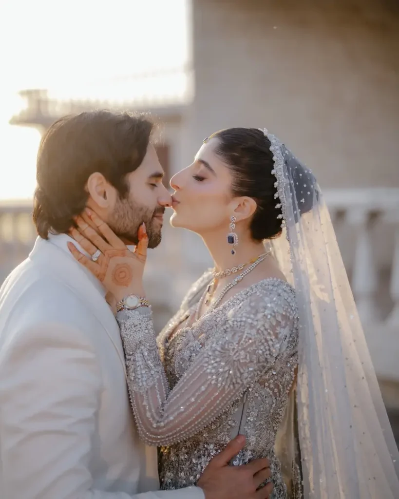 Ameer Gilani & Mawra Hocane's Reception Photo Shoot