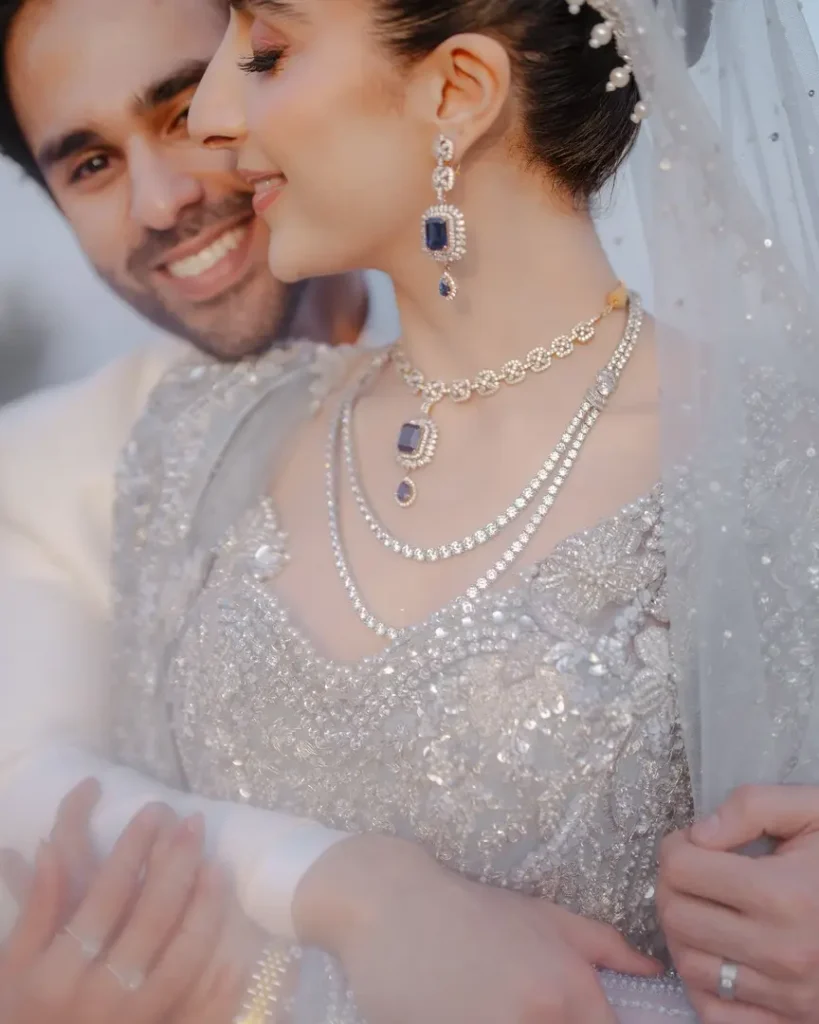 Ameer Gilani & Mawra Hocane's Reception Photo Shoot