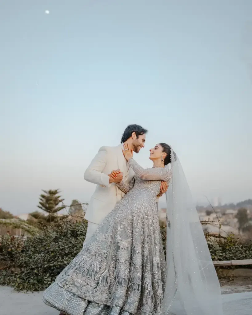 Ameer Gilani & Mawra Hocane's Reception Photo Shoot