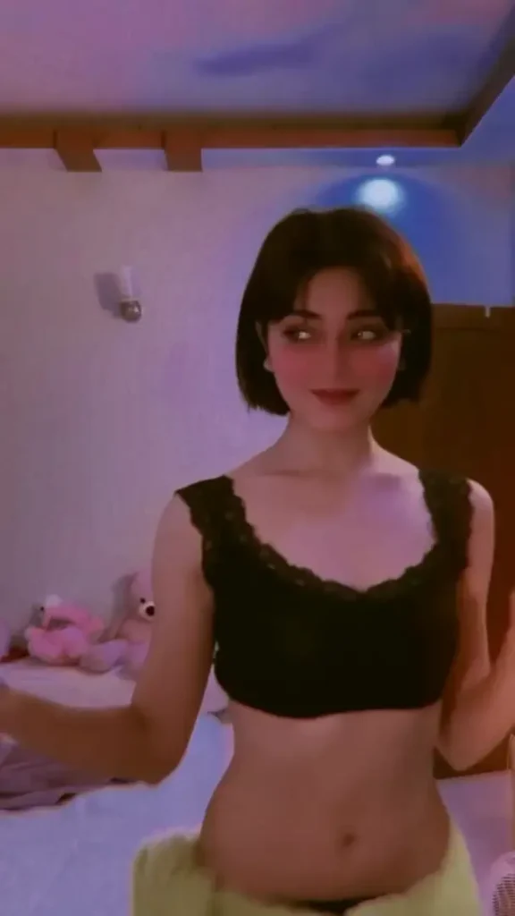 Another Recent Bold Look by Alizeh Shah Ignites Criticism
