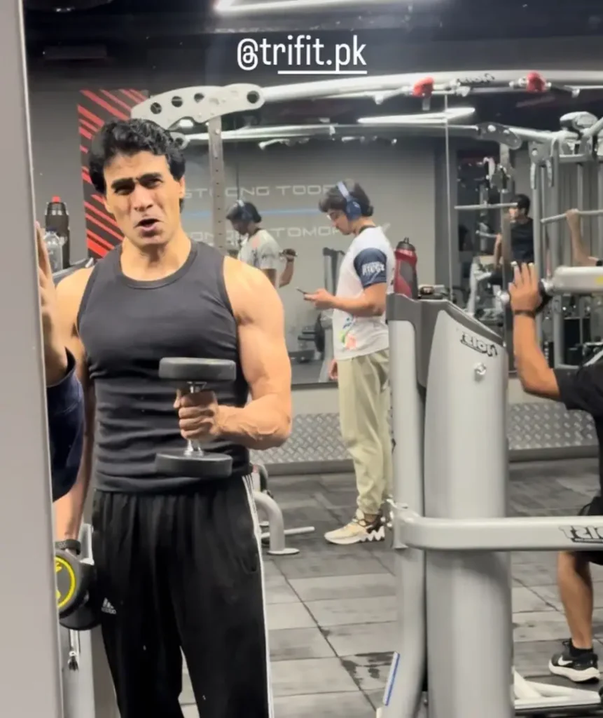 Fans Are Inspired by Farhan Ally Agha's Fitness
