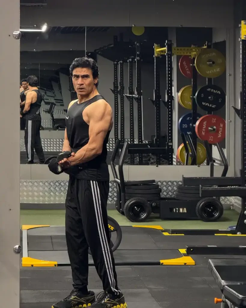 Fans Are Inspired by Farhan Ally Agha's Fitness
