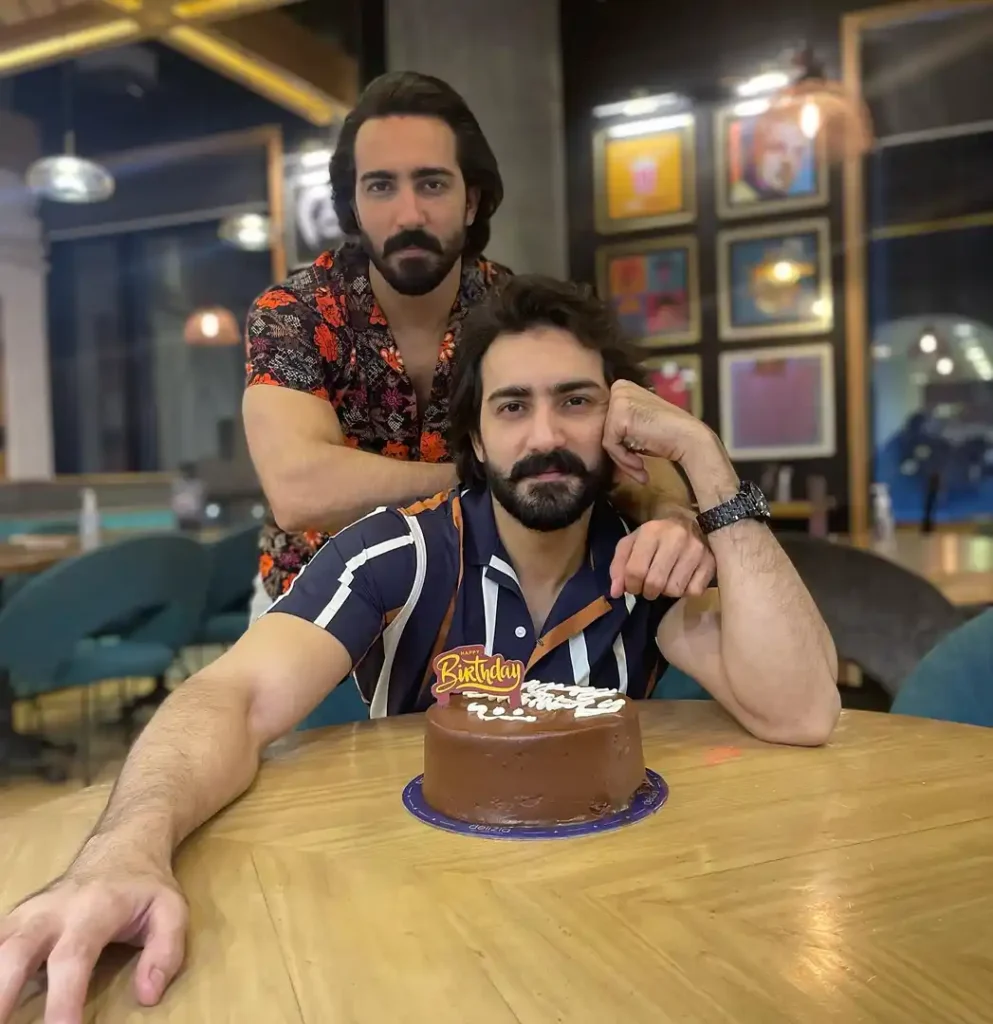 Faraz Farooqui Shows Off His Amazing Bond with His Twin Brother