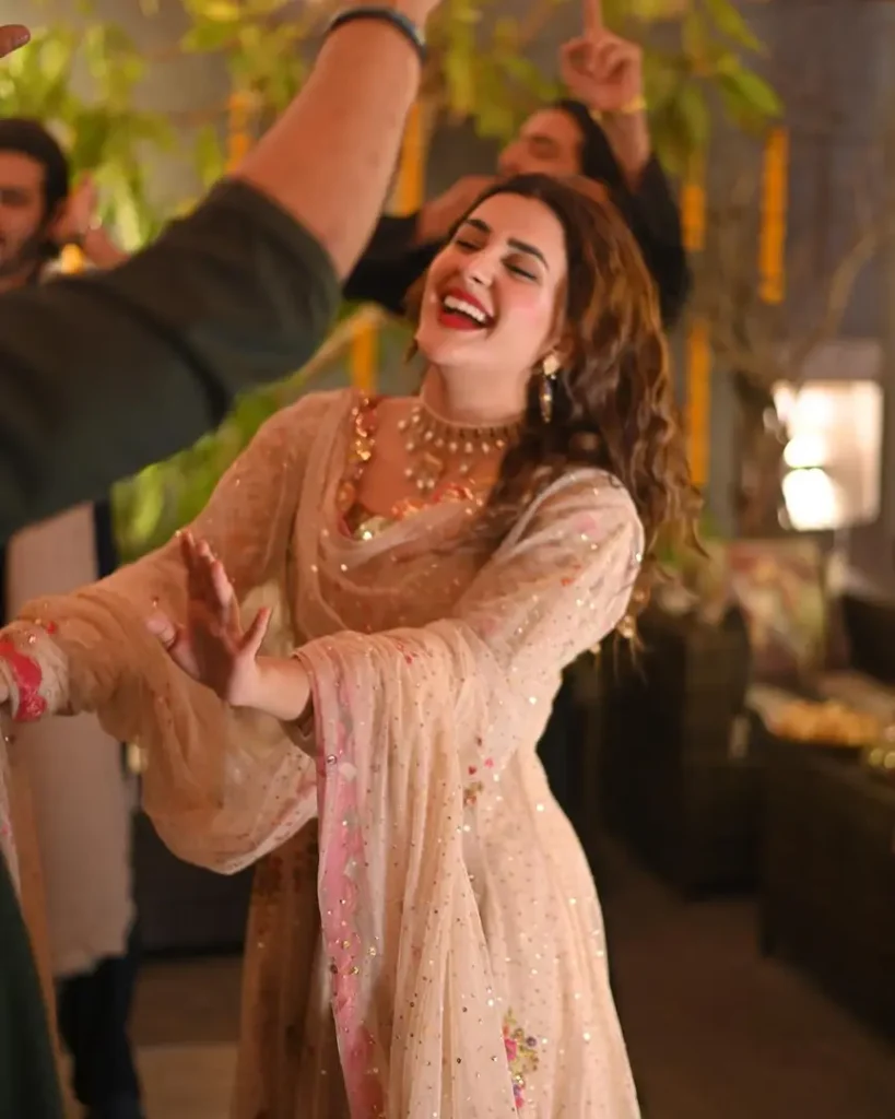 Gohar Rasheed And Kubra Khan's Wedding Festivities Start with A Dholki