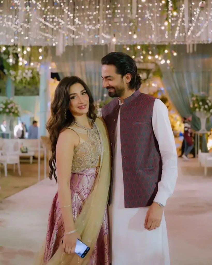 Gohar Rasheed & Kubra Khan Mehndi Pictures