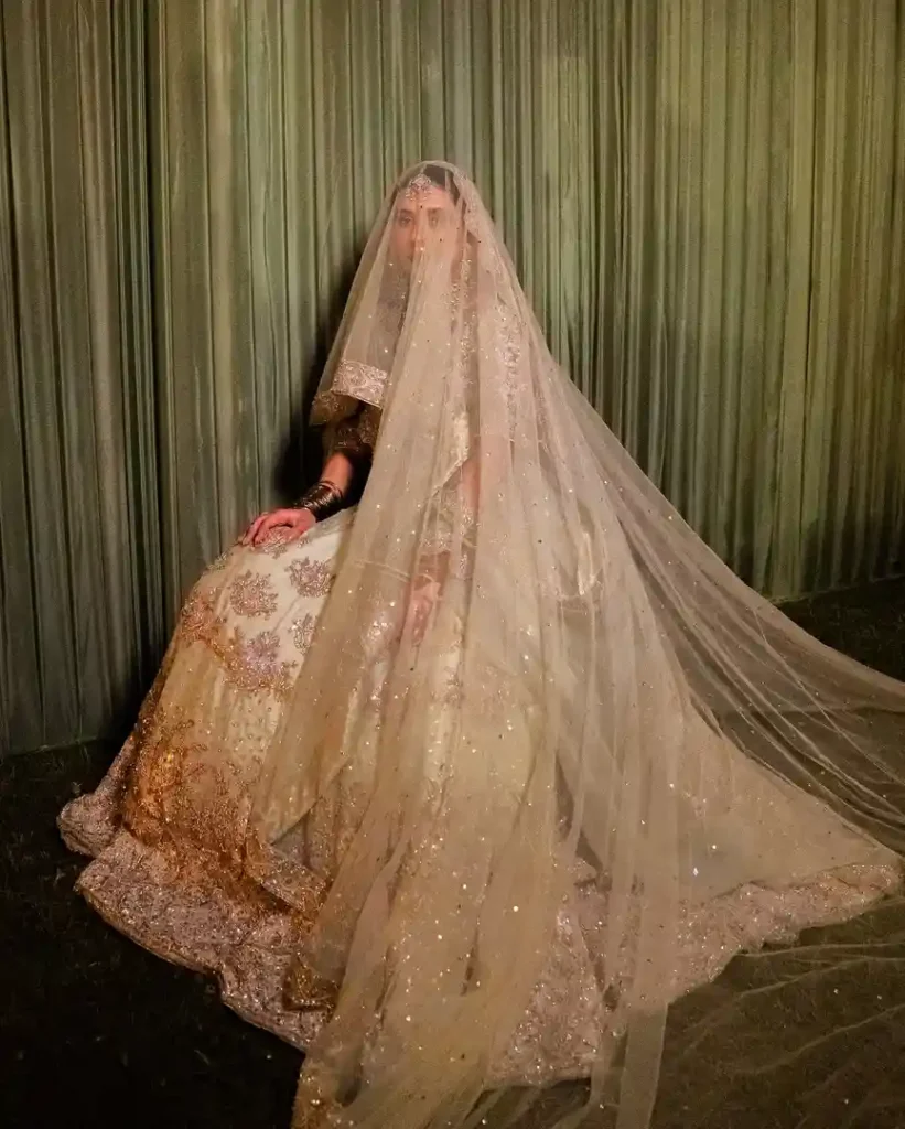 Gohar Rasheed & Kubra Khan Mehndi Pictures