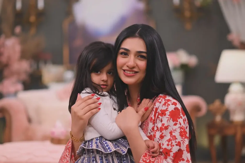 "Good Morning Pakistan" Features Sarah Khan & Her Daughter Alyana Falak Shining