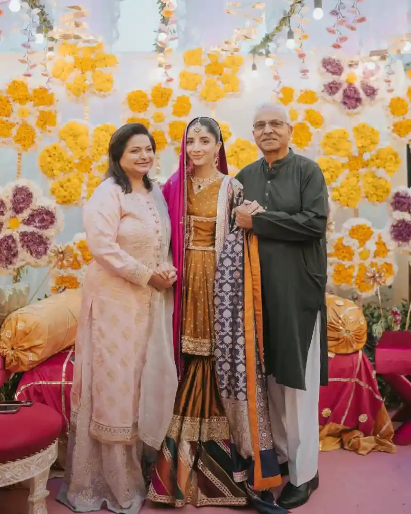 Gorgeous Mehndi Pictures & Video of Ameer Gilani & Mawra Hocane