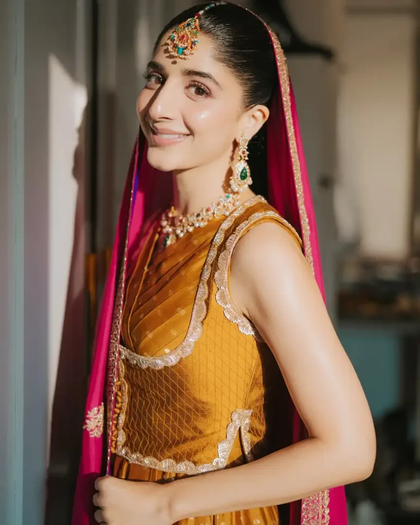 Mawra Hocane New Mehndi Pictures