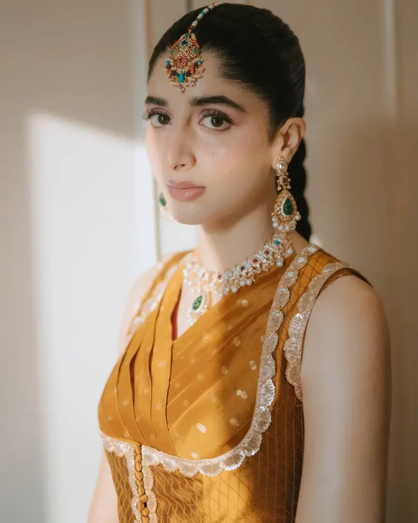 Mawra Hocane New Mehndi Pictures