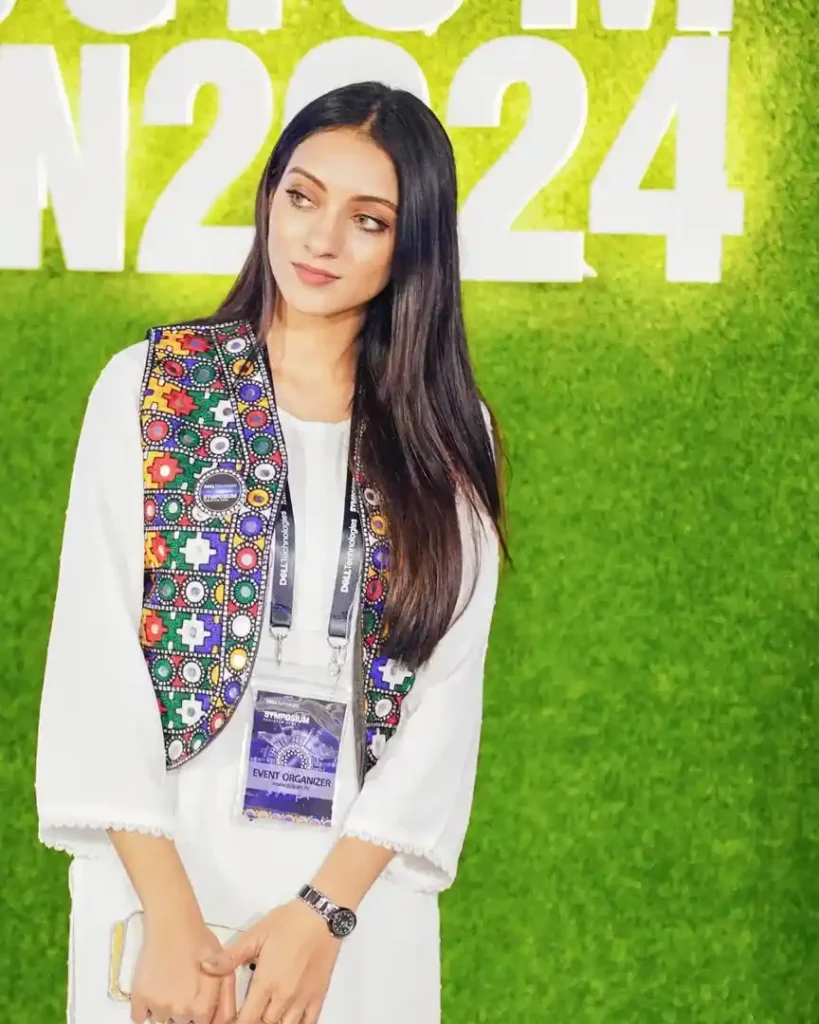 Pakistanis React to the Tri Series Final's National Viral Crush