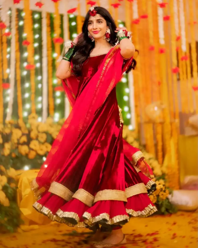Pictures Of Mawra Hocane & Ameer Gilani Dholki