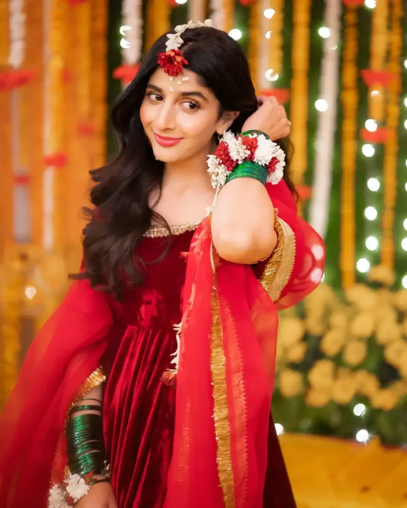 Pictures Of Mawra Hocane & Ameer Gilani Dholki