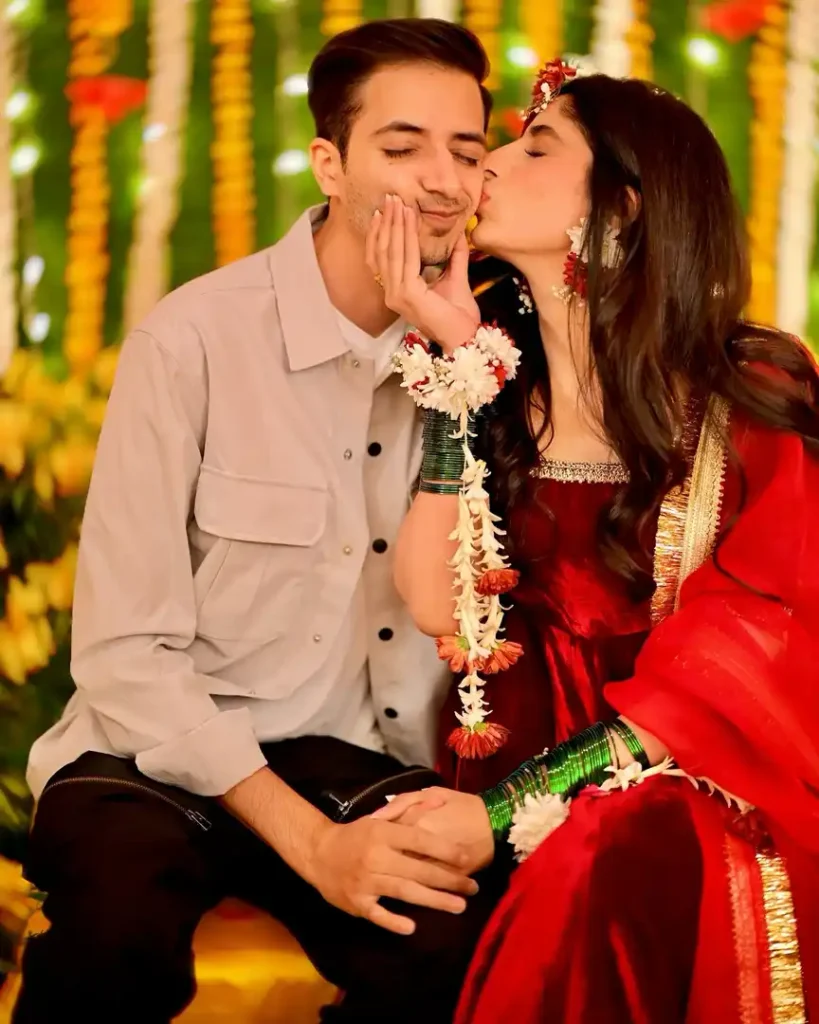 Pictures Of Mawra Hocane & Ameer Gilani Dholki