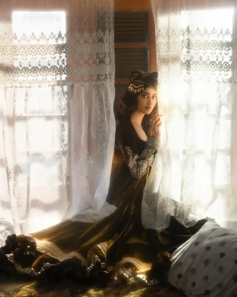 Sajal Aly's Most Recent Appearance Makes Internet Users Think of a Mughal Princess