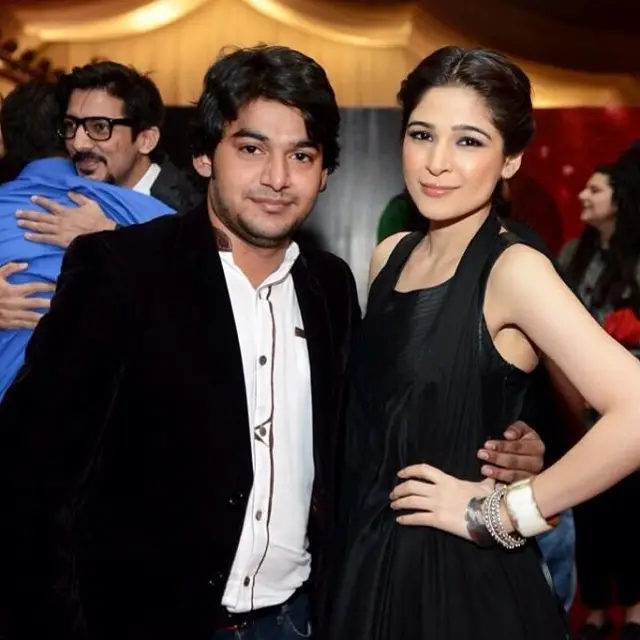 The Heartbreaking Appeal of The Widow of Late Singer Asad Abbas