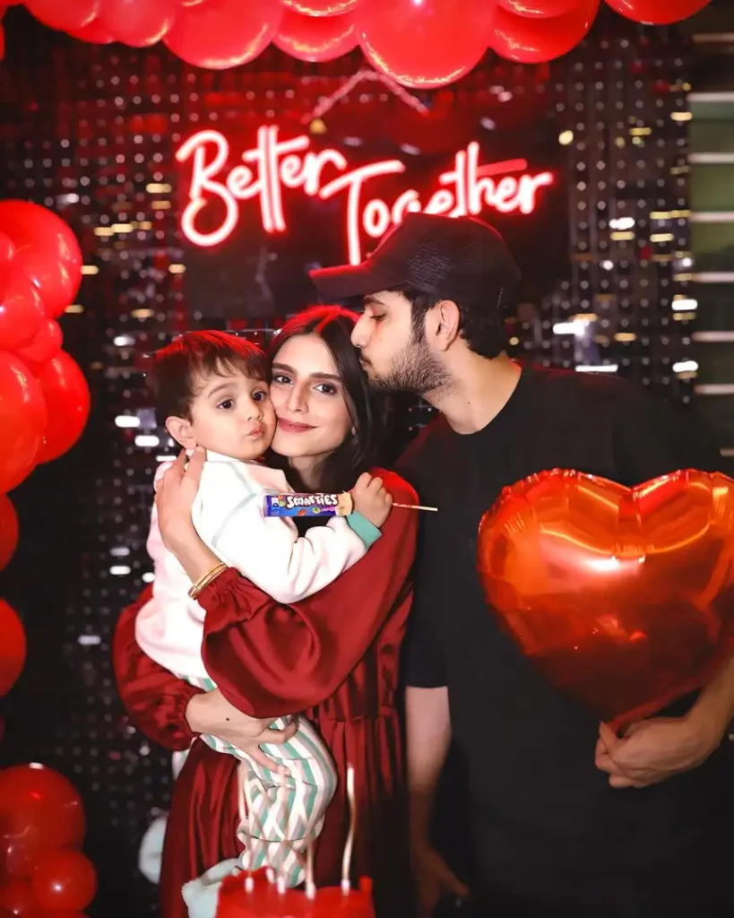 YouTuber معاز صفدر کی سالگرہ کی تصاویر