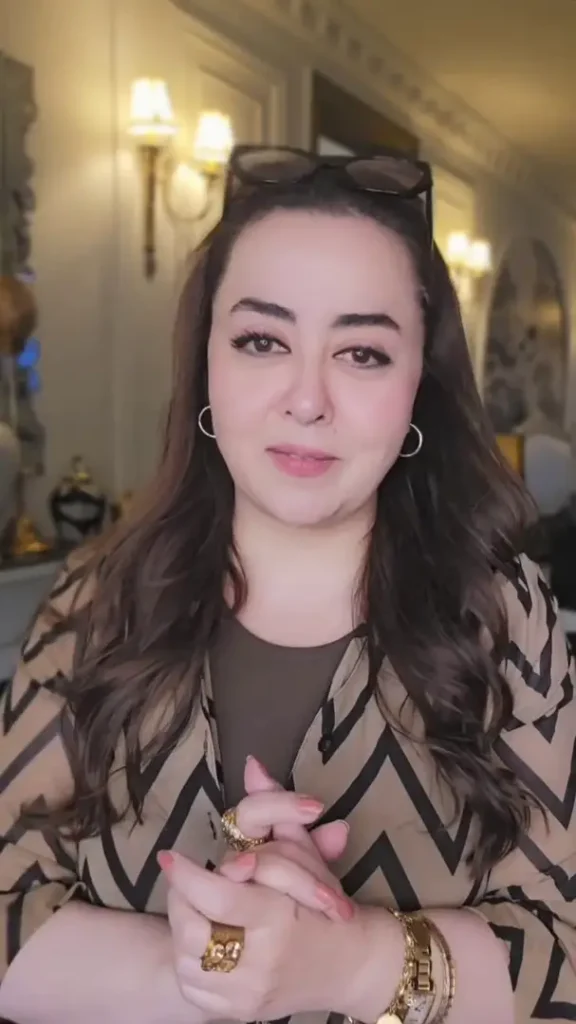 ماریہ بی کا عورت مارچ کے منتظمین کو ان کو نشانہ بنانے کا جواب