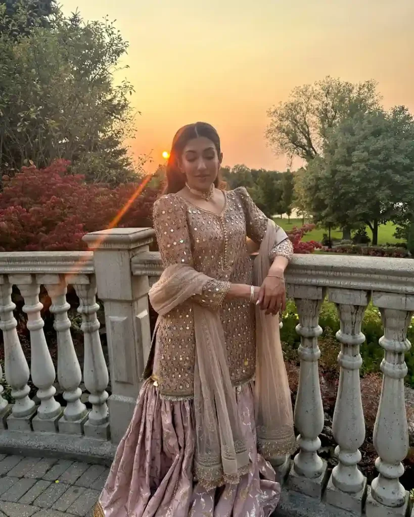 Pakistani Girl's Celebration of Her Divorce Goes Viral