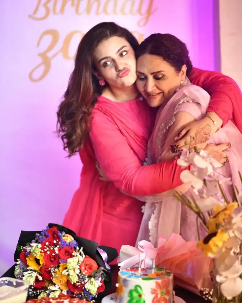 Zara Noor Abbas & Her Husband Celebrate Zara's Birthday