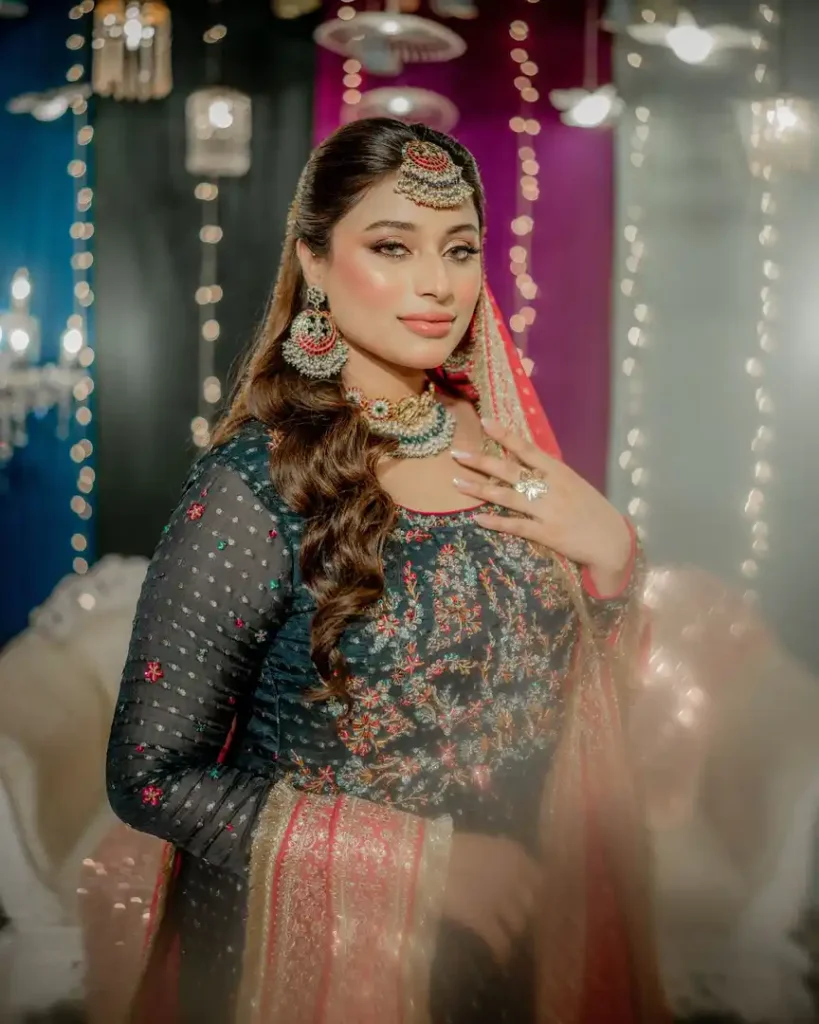 Aiman Khan & Minal Khan Brother’s Mayun Event Pictures & Videos